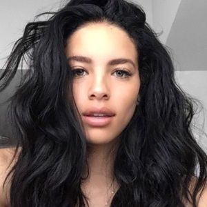 Meet your Posher, Saige